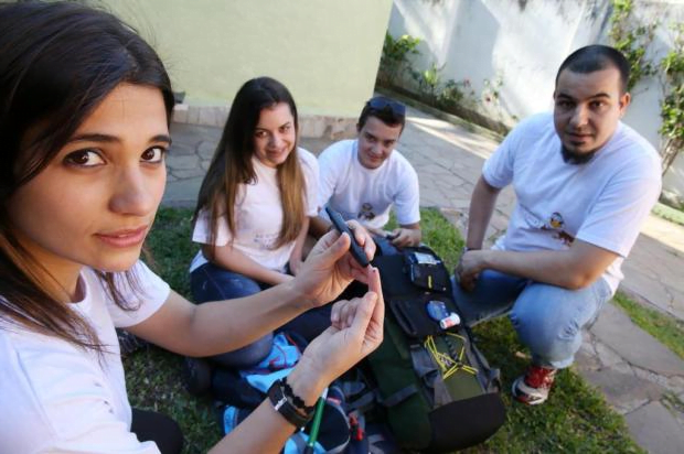 Rodrigo Ferreira, Tomás Boeira, Leticia Socoloski e Viviane Alano são maratonistasFoto: Diego Vara / Agencia RBS